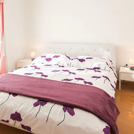 Three Wells Apartman