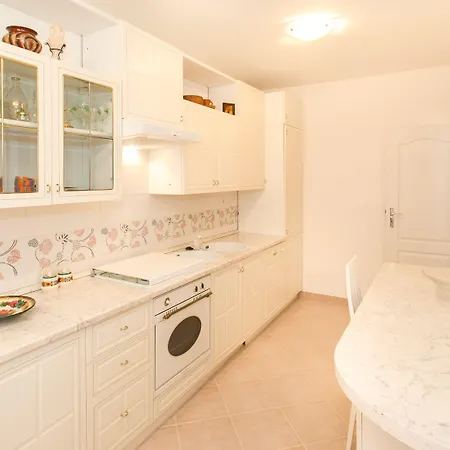 Three Wells Apartman Zára