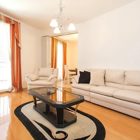 Three Wells Apartman *