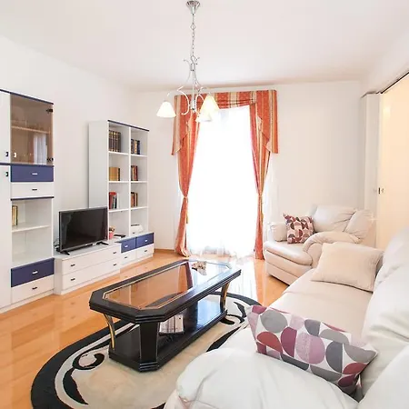 아파트 Three Wells *